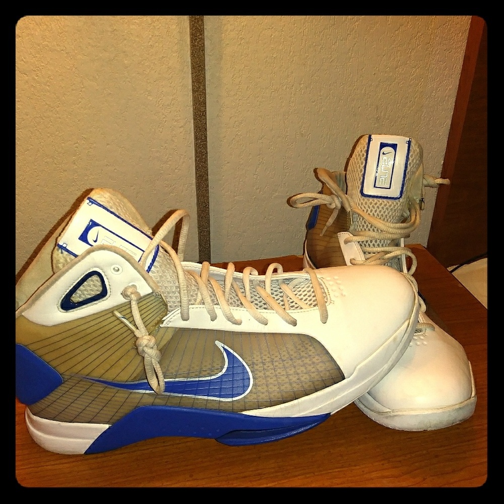 Nike elite